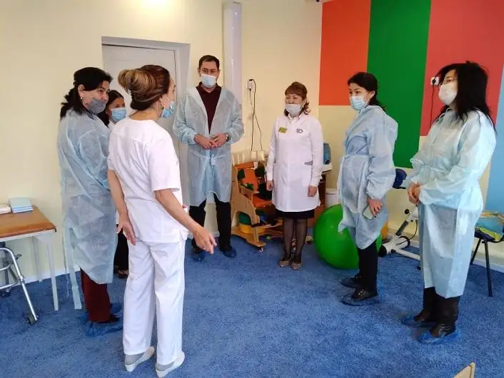 Вице-министр здравоохранения Ажар Гиният посетила столичный Дом ребенка