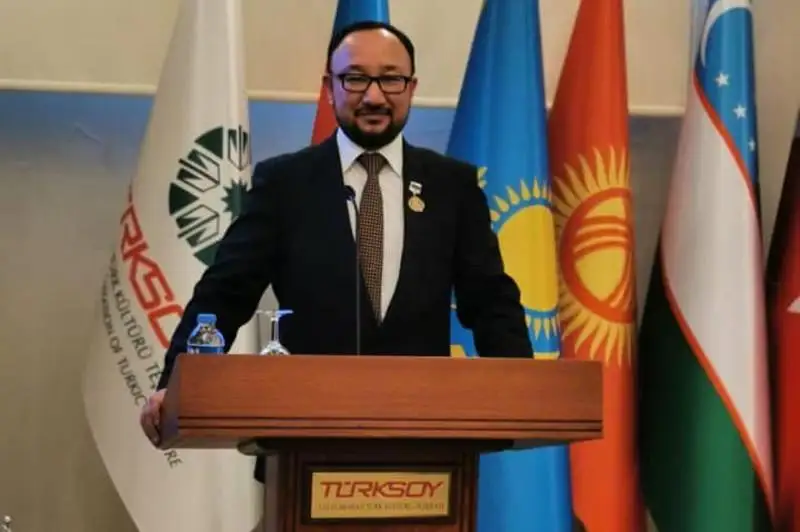 Медалью «Абай 175 лет» награжден член Совета директоров МИА «Казинформ» Камбар Омаров