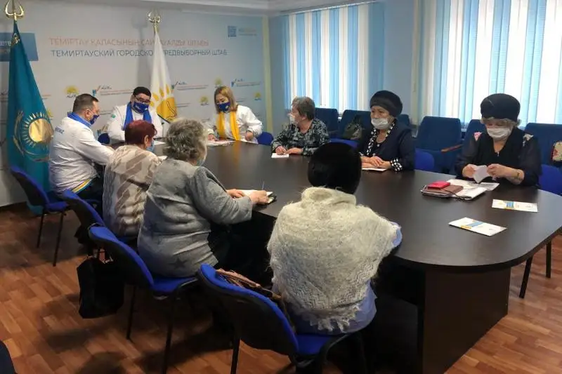 В Темиртау кандидаты в депутаты от партии «Nur Otan» встретились с ветеранами города