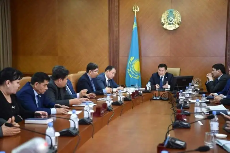 Шымкент должен стать примером для всех - Ерлан Айтаханов