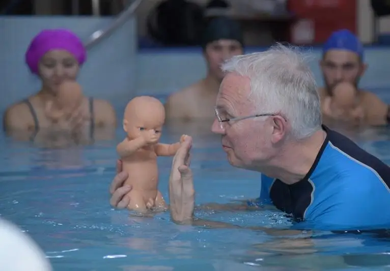 Инструкторов грудничкового плавания готовят в Актобе