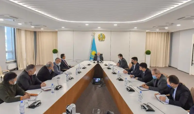 Умирзак Шукеев обсудил с учеными вопросы исследования истории и культуры Туркестана