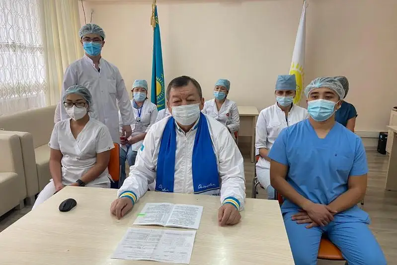 Болат Садыков: Сообщество врачей и медсестер ценит заботу Nur Otan по поддержке медиков