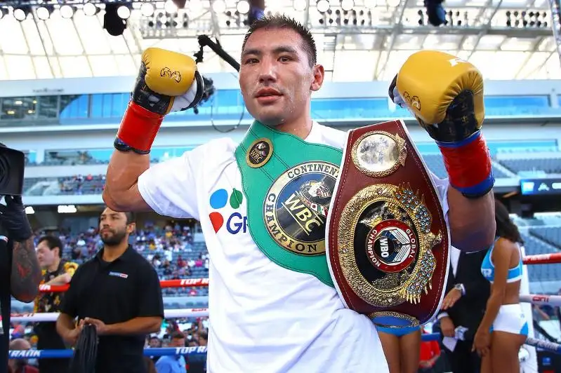 Жанибек Алимханулы продолжил восхождение в рейтинге WBC после победы нокаутом