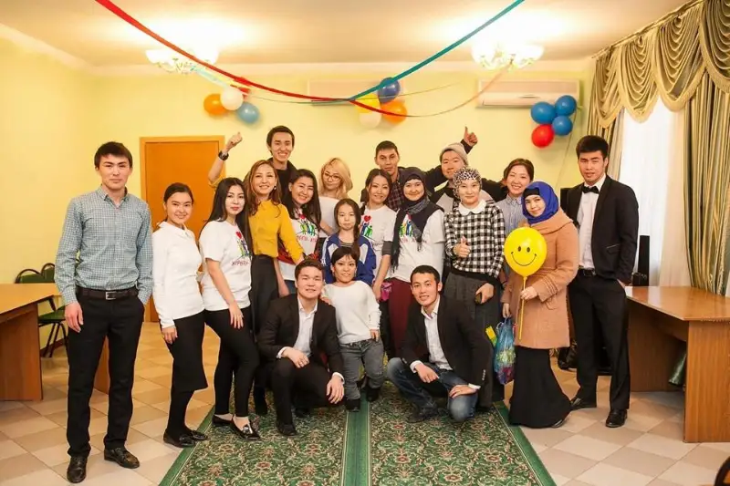 Атырауский молодежный фонд, помогающий больным детям, стал лауреатом премии «Жомарт жүрек»