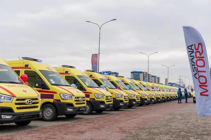 «Астана Моторс» передала 100 новых автомобилей для станции скорой помощи в Шымкенте