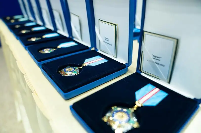 В преддверии Дня Независимости в столичном акимате вручили госнаграды