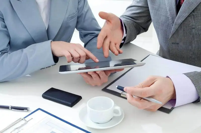 В каких случаях госслужащие РК смогут открывать счета в иностранных банках