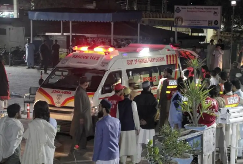 11 человек погибли в результате землетрясения в Пакистане и Афганистане