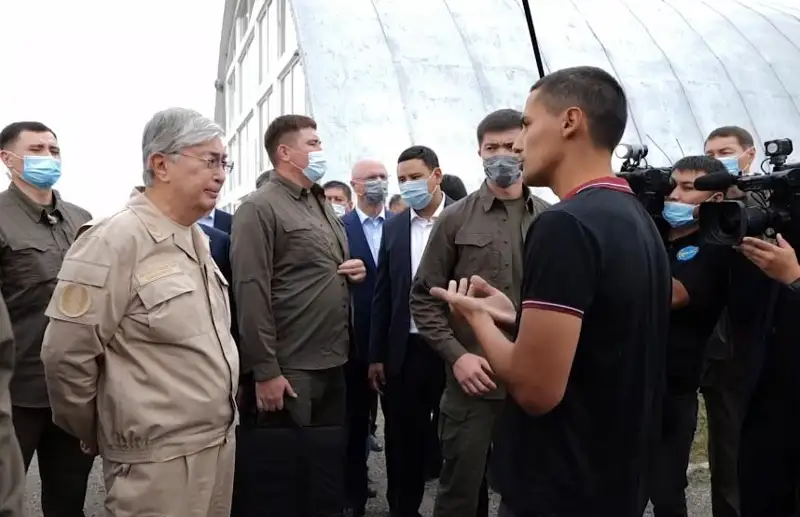 Президент пообещал разобраться с проблемой «потерявшего из-за мошенников» жилье костанайца