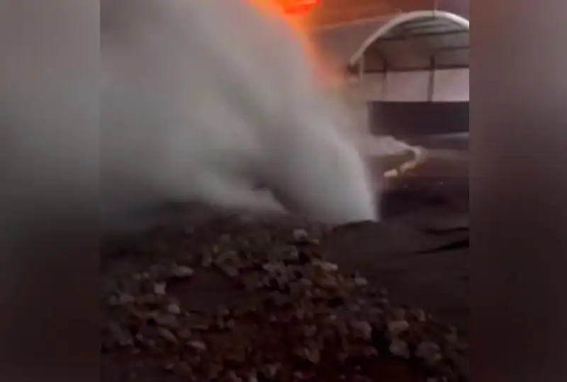 Прорыв теплотрассы произошел в Алматы