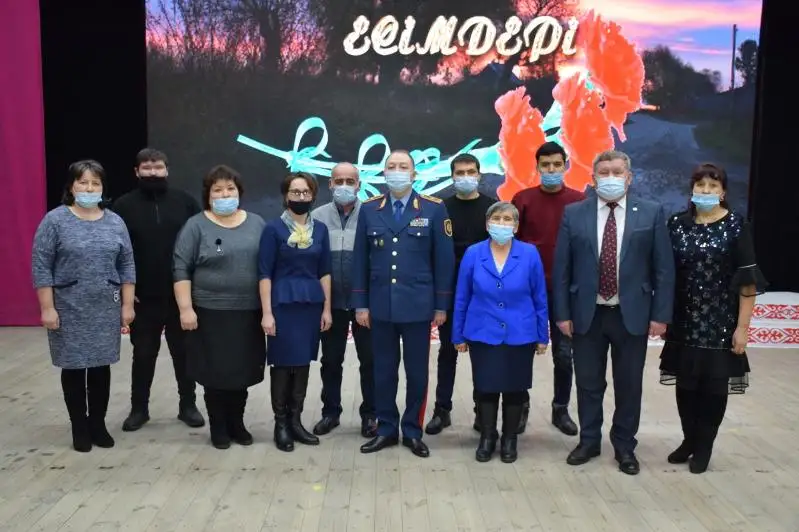 С родными погибшего участкового встретился главный акмолинский полицейский