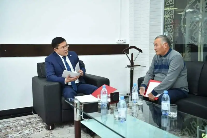 Аким Шымкента провел прием граждан