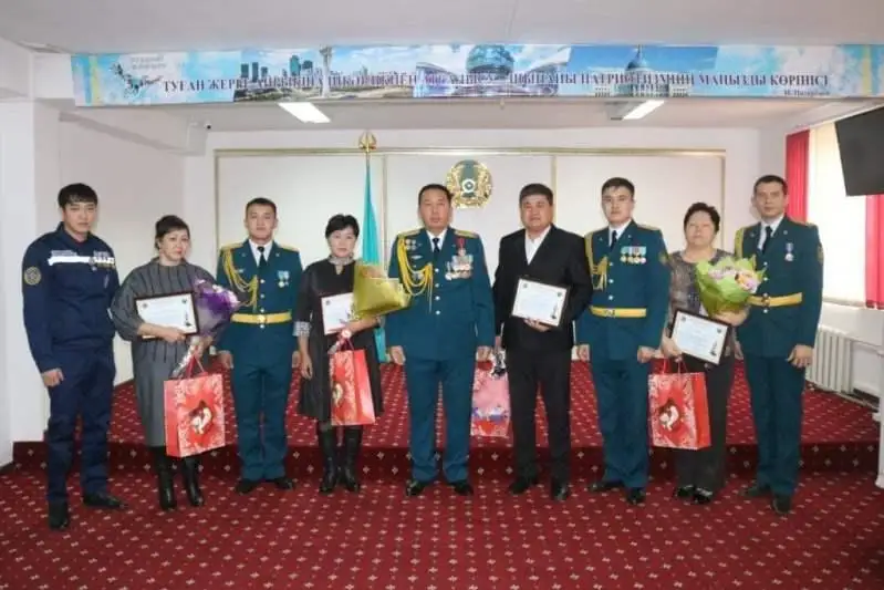 Работники департамента ЧС Шымкента отметили праздник Независимости