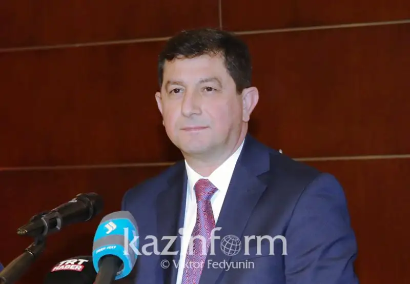 Решен вопрос с временным жильем для 1,6 млн граждан Турции, пострадавших при землетрясениях - посол