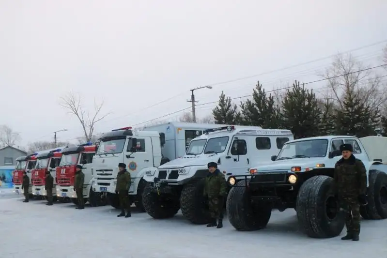 Новые автоцистерны и болотоход появились у спасателей СКО