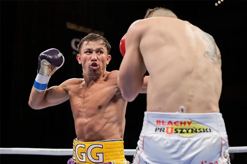 Стала известна сумма гонорара Геннадия Головкина за титульный бой с Шереметой