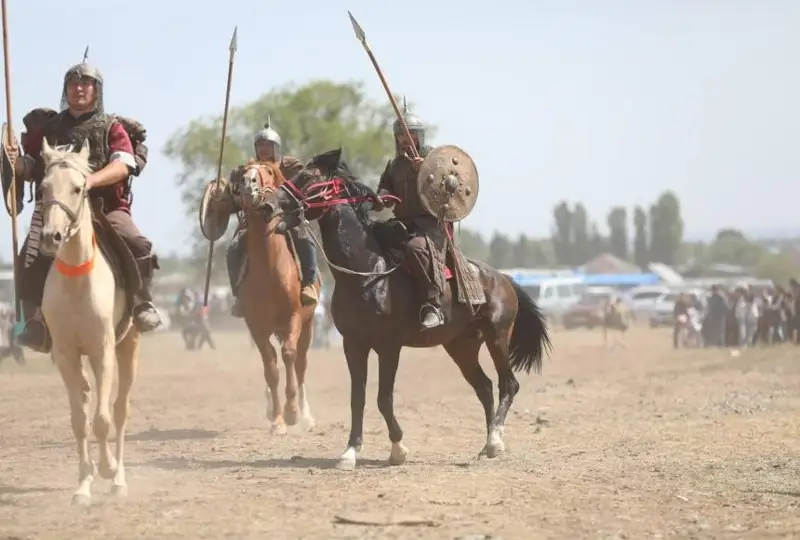 Знакомство с культурой кочевников: как проходит этнофестиваль в Алматы