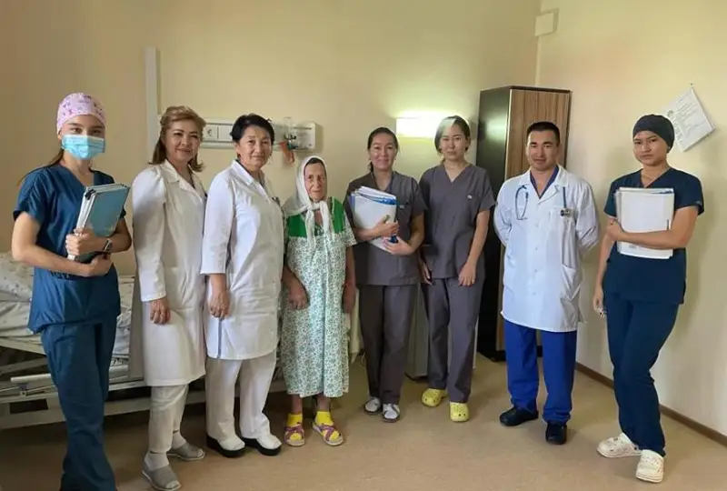 90-летнюю пациентку с острым инфарктом миоркарда спасли в Таразе