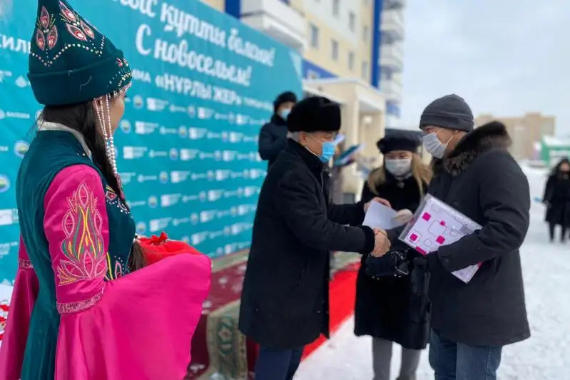 Свыше 120 семей отмечают новоселье в Семее