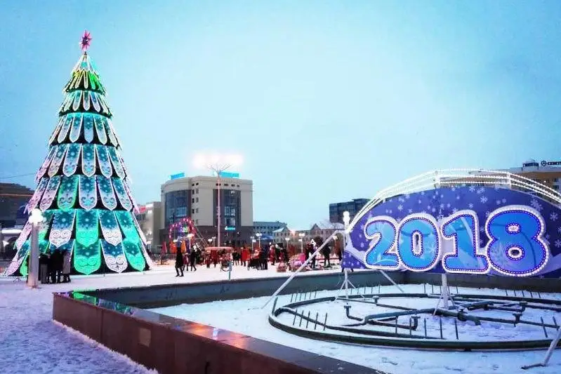 В Атырау отказались от приобретения новой главной ёлки