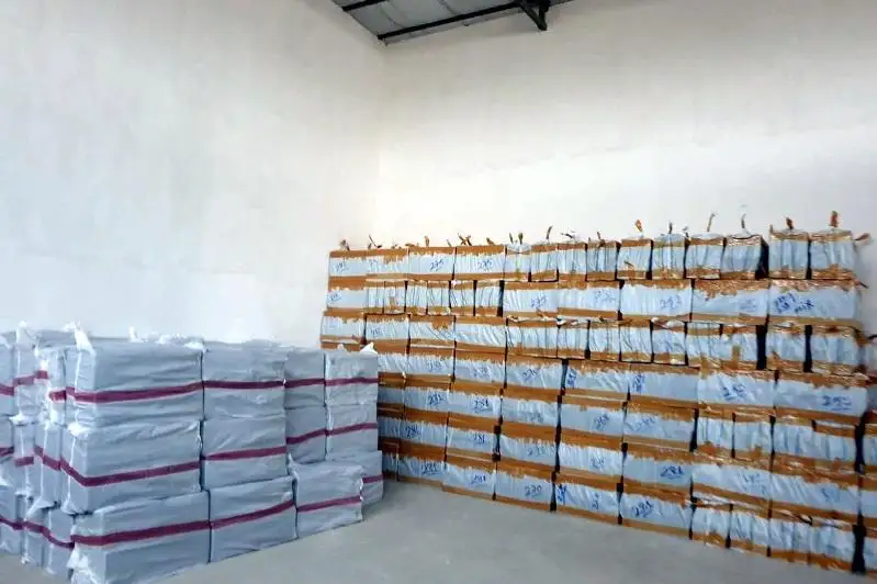 Бумага превратилась в табак: таможенники задержали контрабанду в Мангистауской области