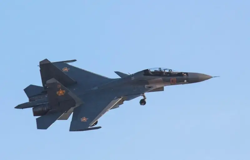 Новые самолеты-истребители прибыли на Карагандинскую авиационную базу