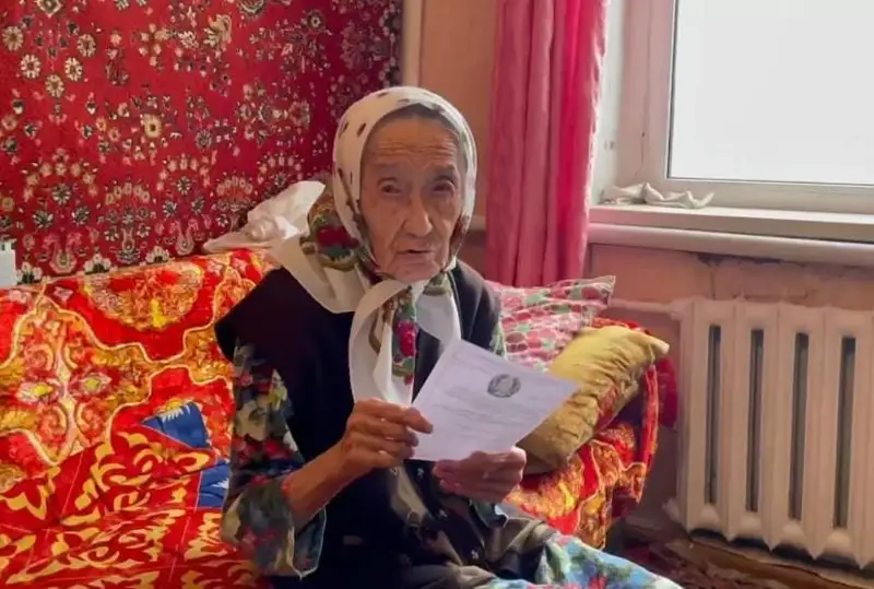 99-летняя ветеран тыла проголосовала на выборах в Абайской области