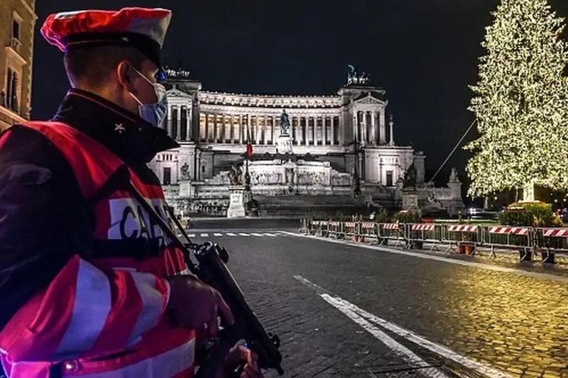 Мир отмечает католическое Рождество - пандемия диктует условия