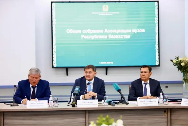 Саясат Нурбек посетил с рабочей поездкой область Абай