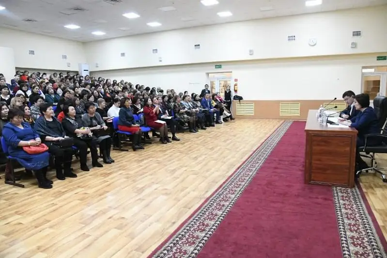 Руководителям образовательных учреждений Нур-Султана разъяснили меры борьбы с коррупцией