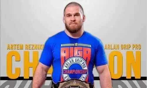 Казахстанец Резников стал победителем турнира по грэпплингу среди профессиональных бойцов
