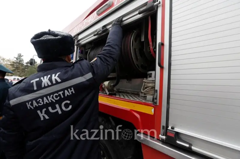 Около 500 детей эвакуировали из школы Павлодара из-за задымления