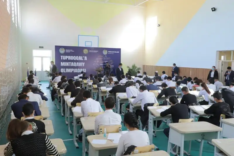 Школы Узбекистана переходят на традиционный вид обучения