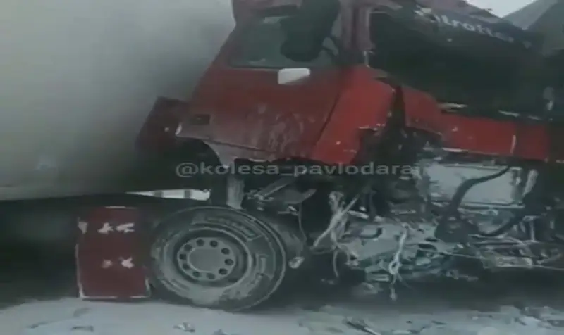 ДТП с участием трех автомашин произошло в Павлодарской области