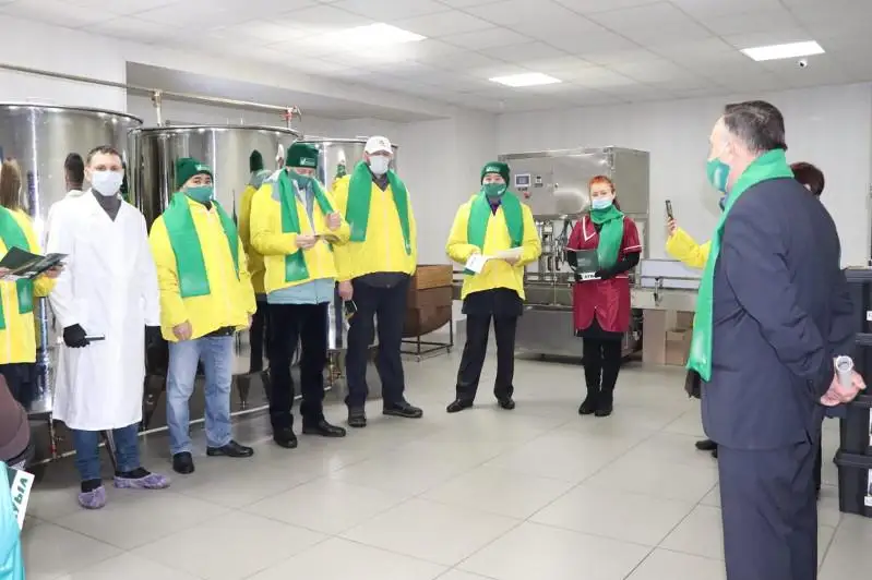 Кандидат в депутаты от партии «Ауыл» встретился  с коллективом ТОО «Азимут»