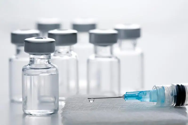 Первая вакцина от коронавируса покинула завод в Бельгии в сопровождении конвоя полиции