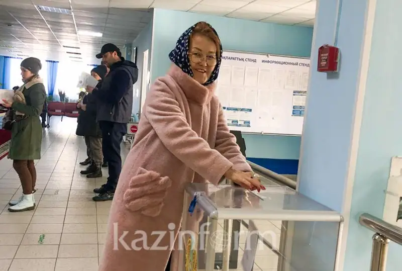 Ветеран журналистики: Сегодняшние выборы - исторический для Казахстана день