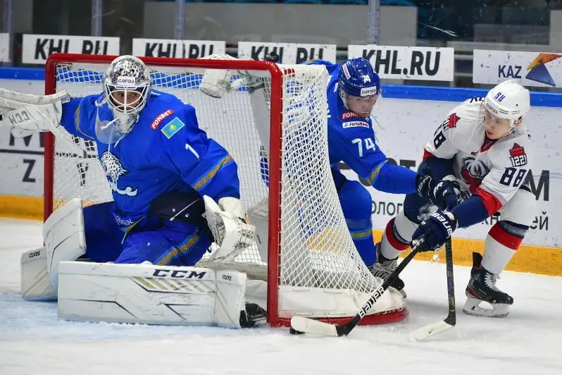 «Барыс» выиграл важнейший матч в КХЛ