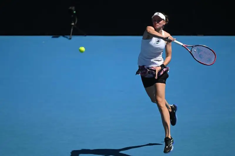 Елена Рыбакина сенсационно победила первую ракетку мира на Australian Open-2023