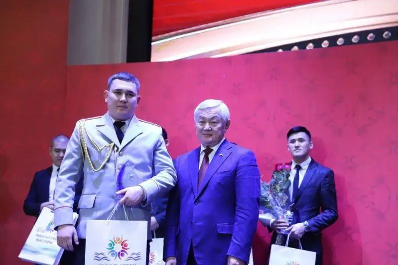 Молодежную премию «Жас тулпар-2019» вручили в Мангистауской области