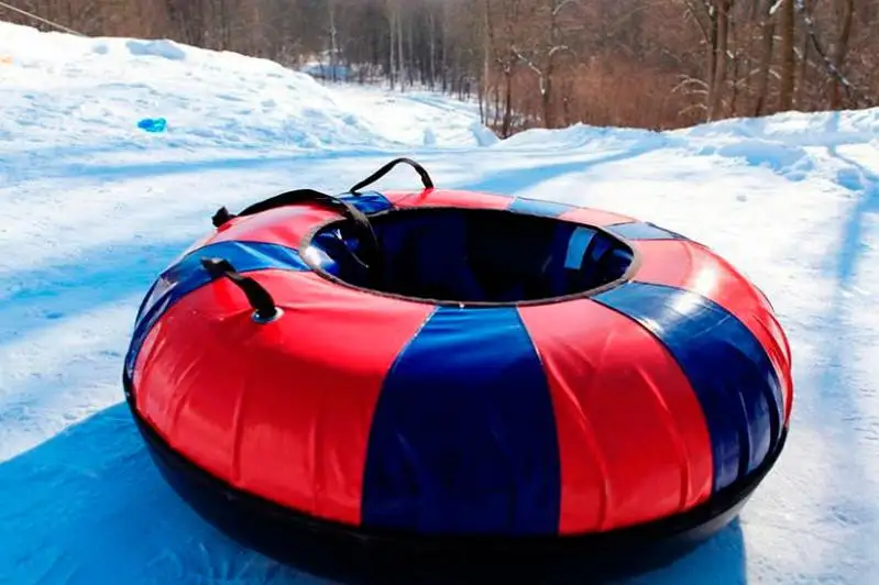 Девушка оказалась в реанимации после катания с горки в Петропавловске