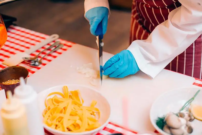 Население не знает о вреде продуктов быстрого приготовления – специалисты