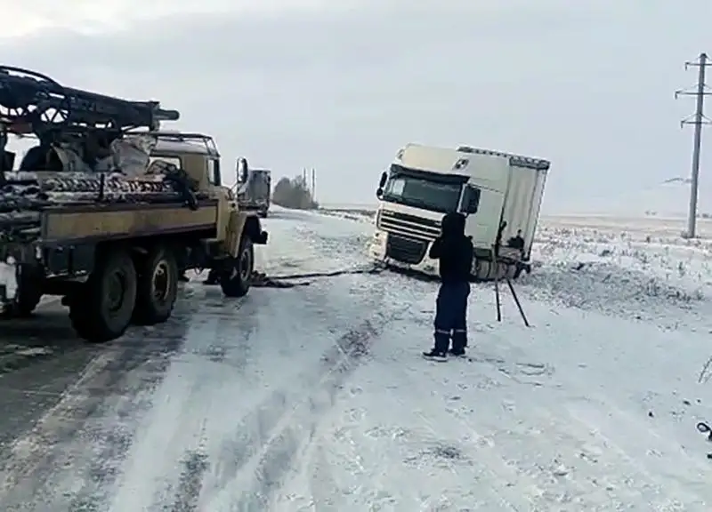 Колонну из 424 машин сопроводили полицейские из Щучинска в Астану