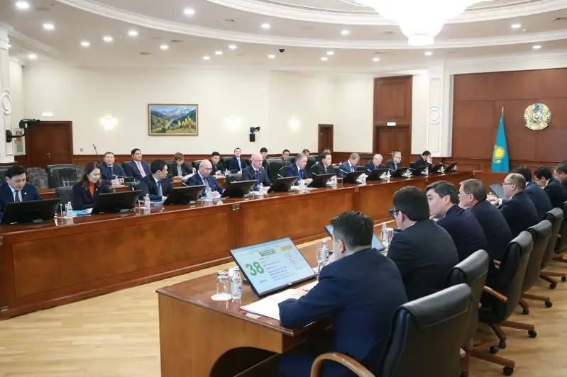 «100 конкретных шагов»: промежуточные итоги рассмотрела Национальная комиссия по модернизации