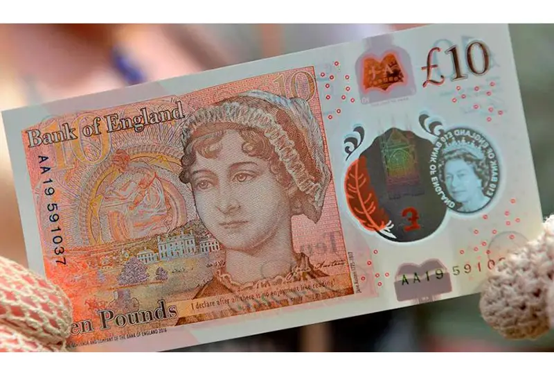 Деньги из пластика: в чем преимущества полимерной наличности и станет ли она валютой будущего