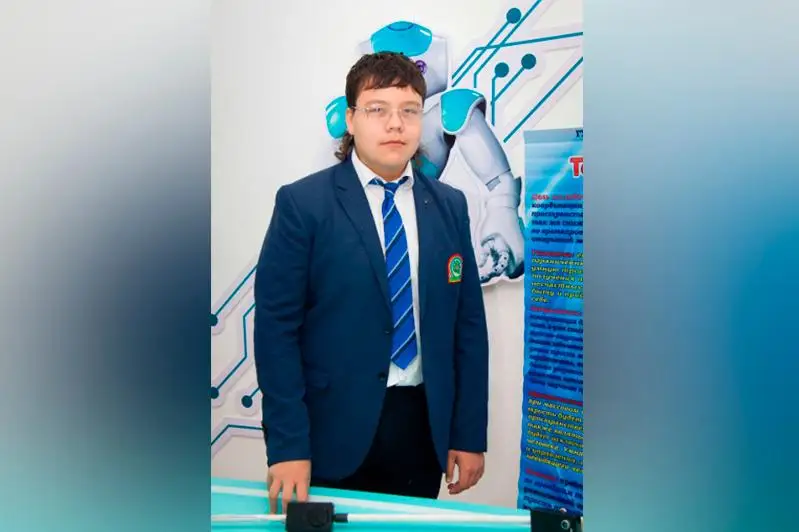 Павлодарский школьник изобрел экономичный уличный фонарь