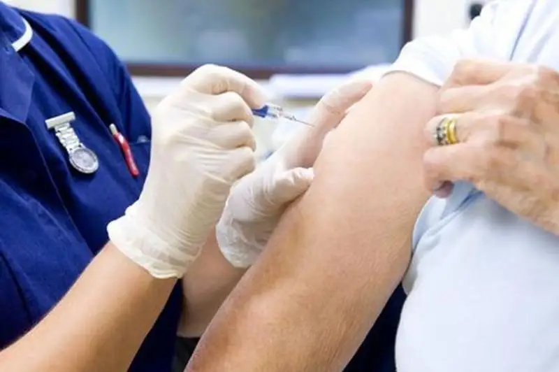 Дома престарелых в Бельгии первыми получат вакцину от коронавируса