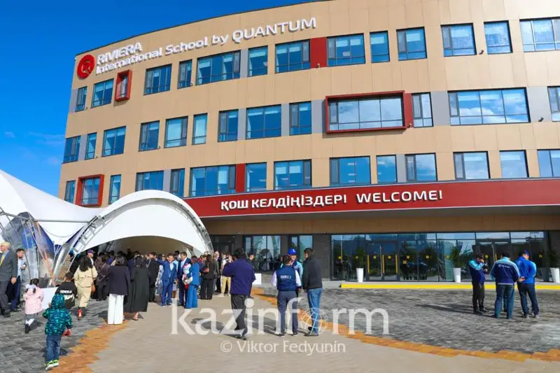 Четыре новые школы открыли в Астане