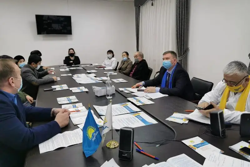 Представители Nur Otan встретились с павлодарцами